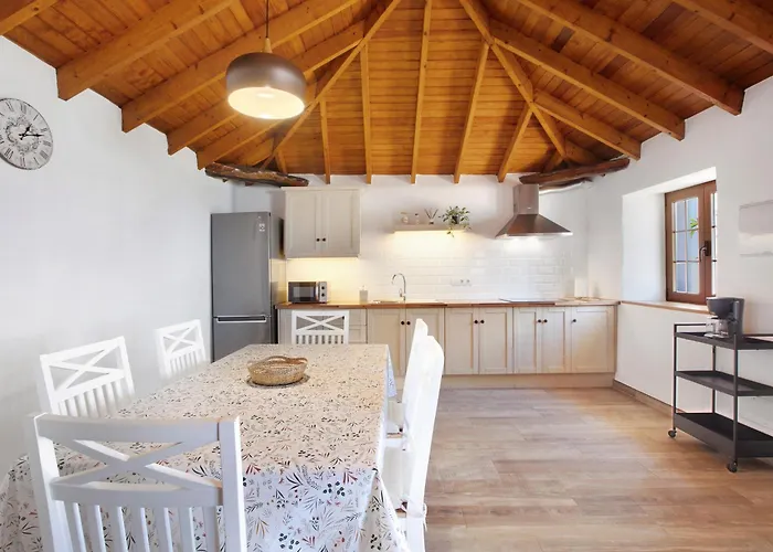 Semesterbostad Casa Marhec Sauzal